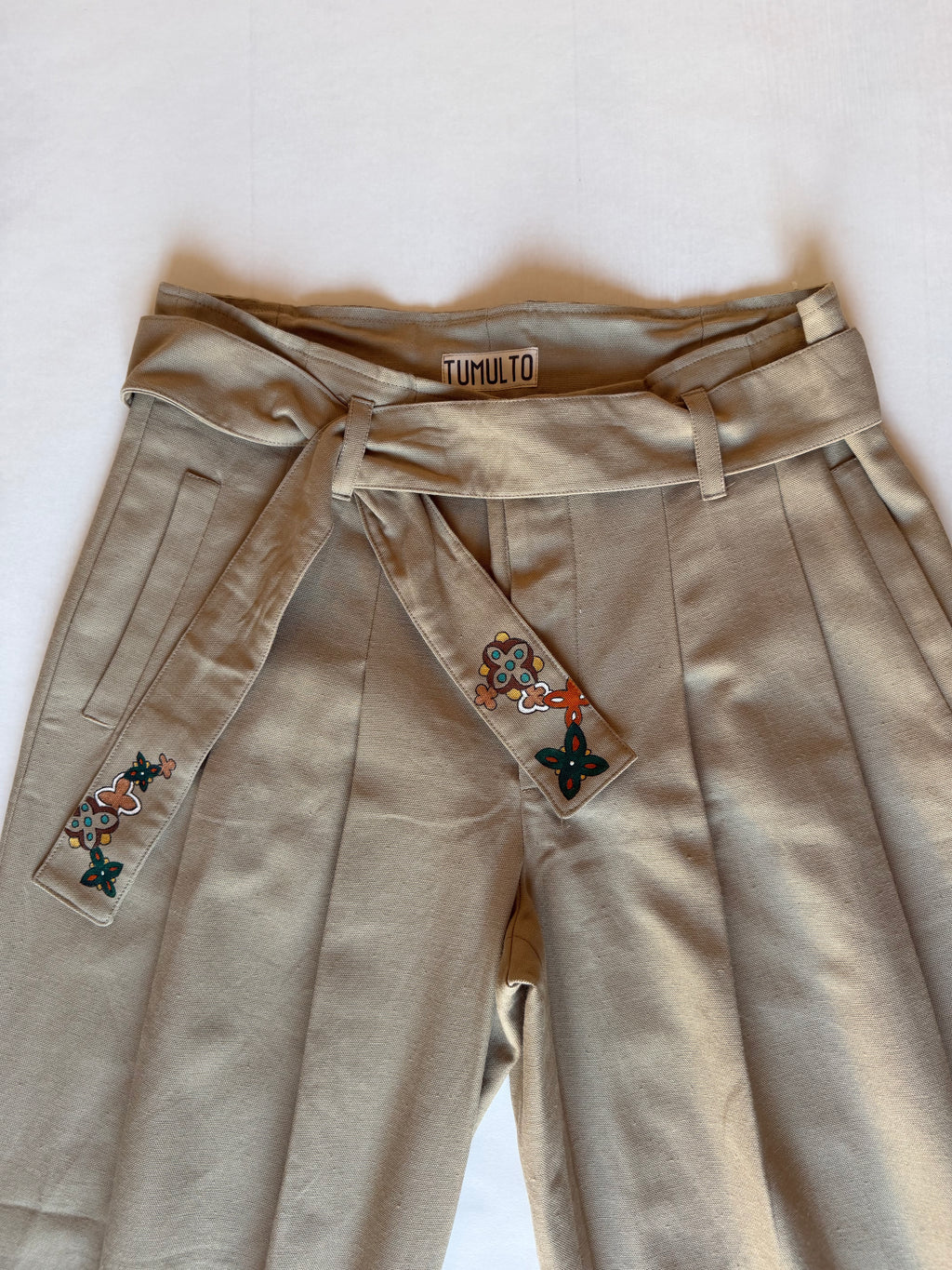 Blooming Trousers sustainable fashion by Tumulto