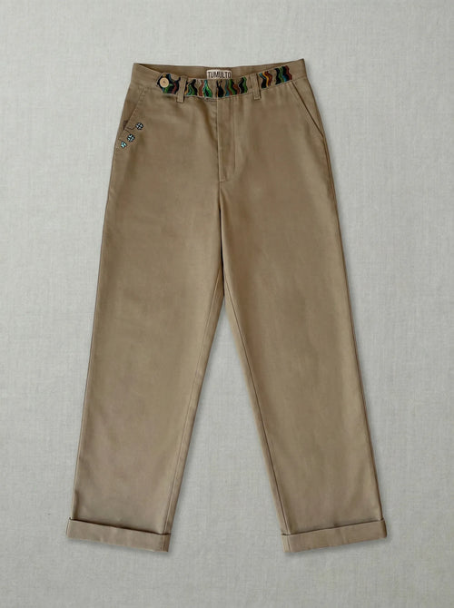 Grass chinos handcrafted menswear made from organic materials by Tumulto sustainable fashion brand